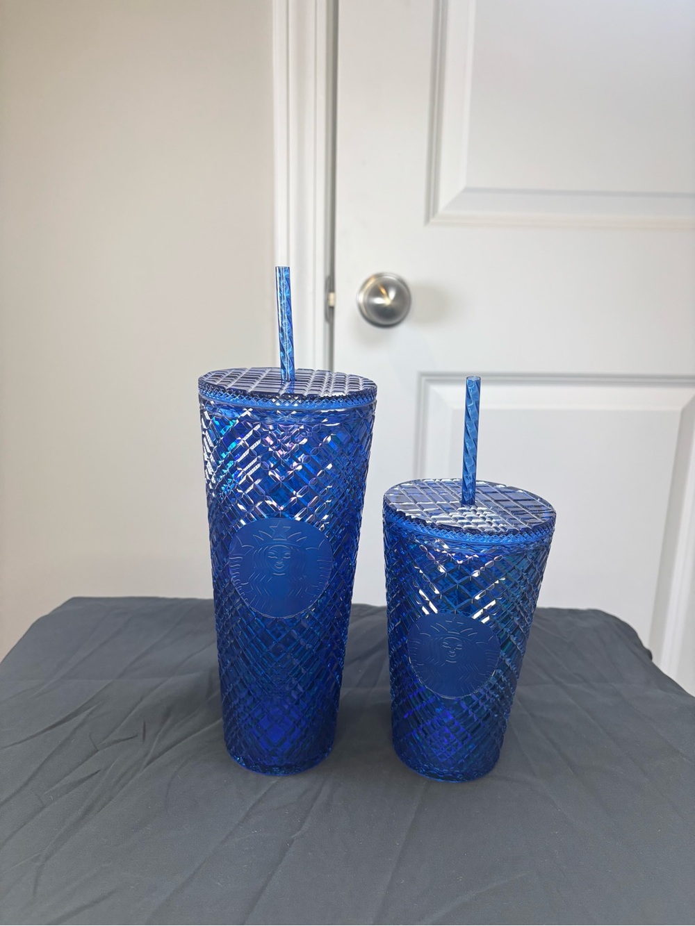 Starbucks Blue Jeweled Tumbler Set‎ Venti Grande Christmas 2022 NWT Rare 24/16oz